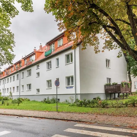 Family Three Bedroom Podczele Sunrise By Renters Apartman Kołobrzeg